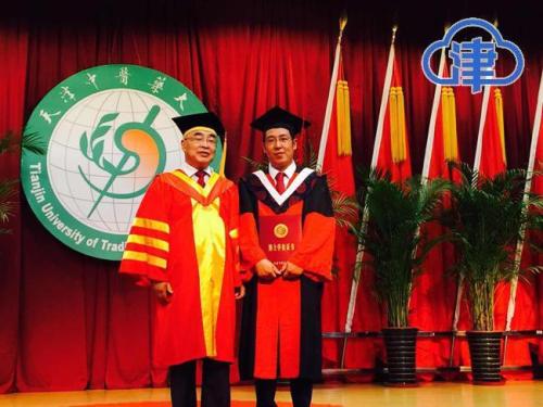 202036津云武汉战场父子兵摘除胆囊手术后张伯礼对儿子说不用来看我看